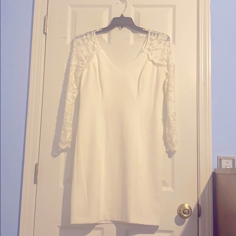 ACCEPTING OFFERS! Brand new Badgley Mischka dress